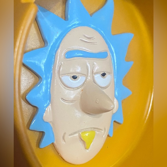 Rick and Morty Ashtray - Picture 4 of 5